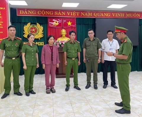 Nguyen Thi Thanh Phuong,  Ke toan,  Tham o tai san anh 1