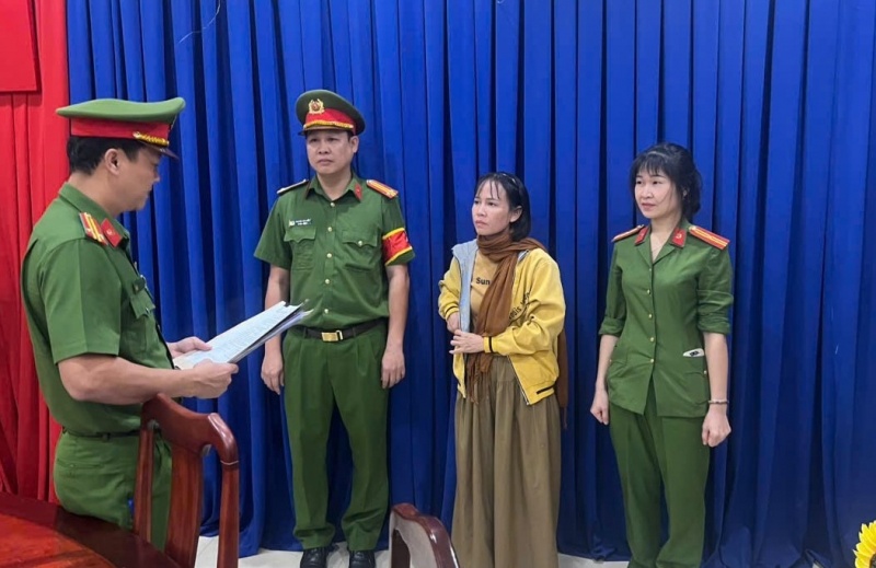 Lam gia,  Giay uy quyen,  Rut tien tro cap,  Bao hiem xa hoi anh 1