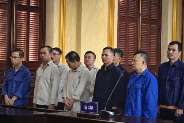 Tuyen an 11 bi cao trong vu lien quan 2 cong trinh xay dung tai TP.HCM hinh anh