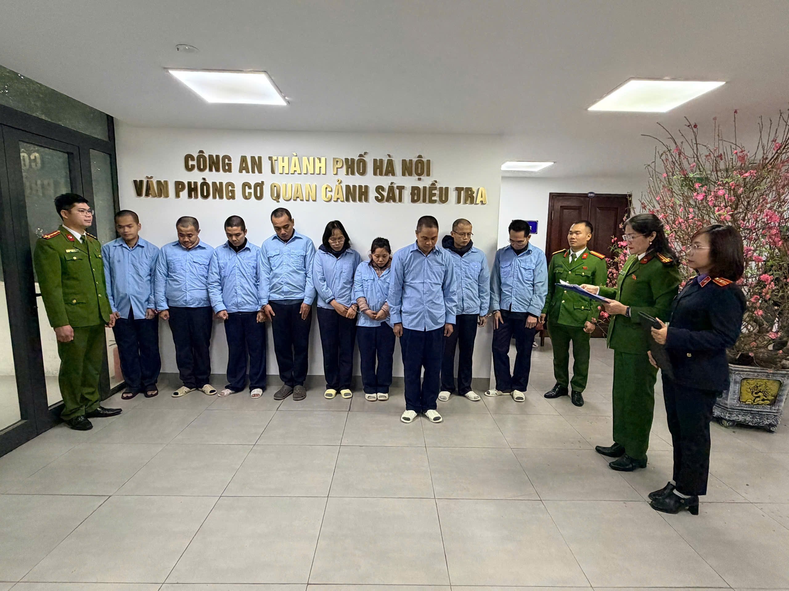 Cong ty Hoang Thanh,  Doanh nghiep Hoang Thanh,  Giam doc Hoang Thanh anh 13