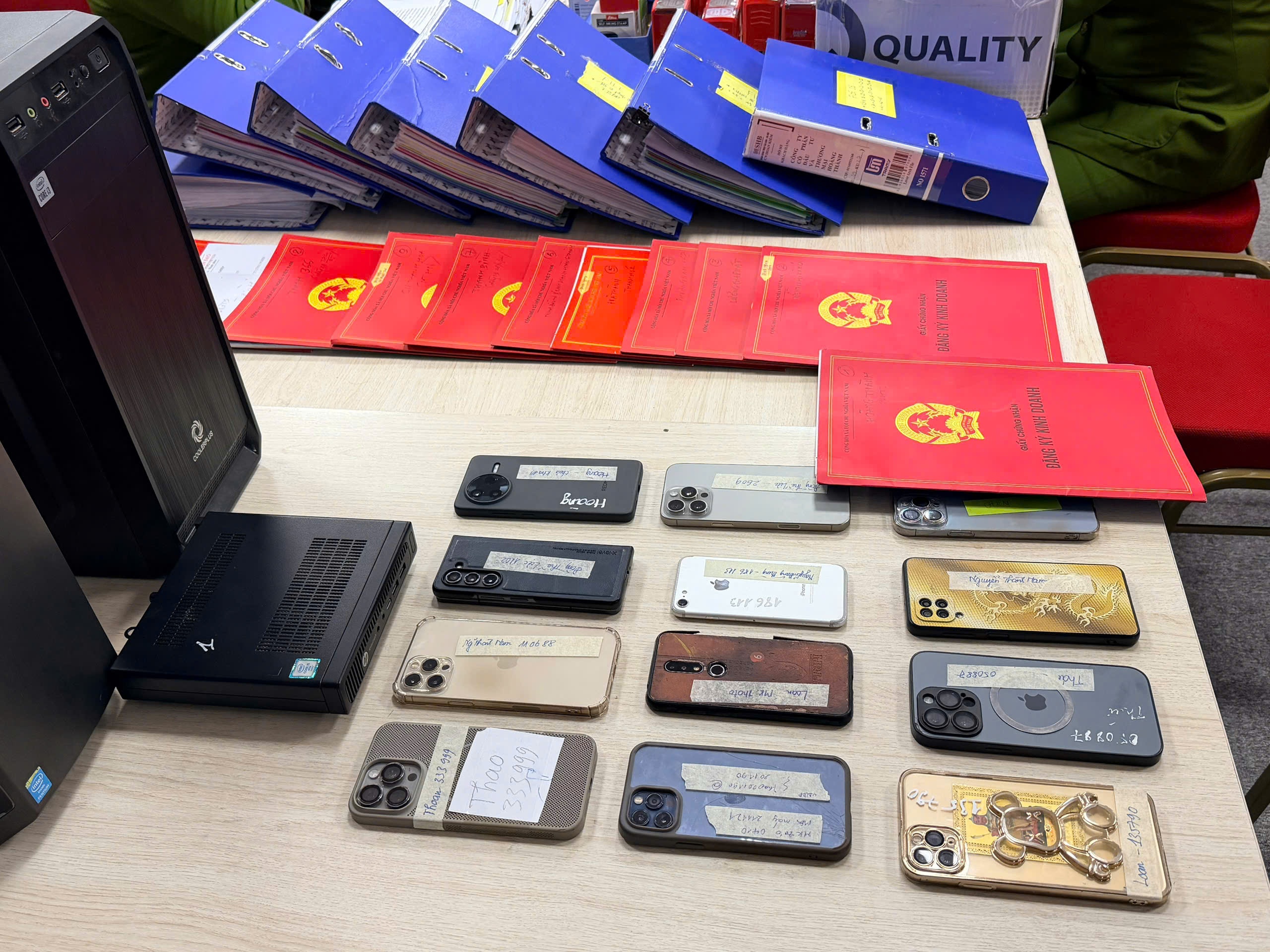 Cong ty Hoang Thanh,  Doanh nghiep Hoang Thanh,  Giam doc Hoang Thanh anh 10