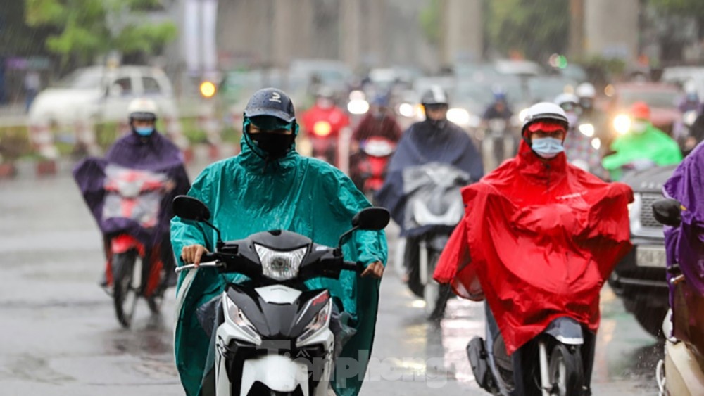 Mien Bac mua ret dinh diem hinh anh