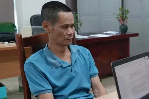 Bat qua tang doi tuong mang sung di tieu thu hinh anh