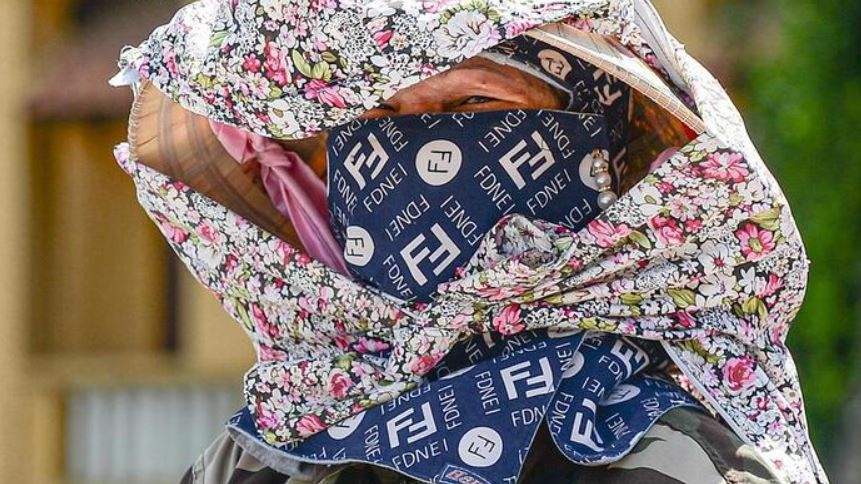 Nang nong trai khap ba mien, co noi gay gat tren 38°C hinh anh