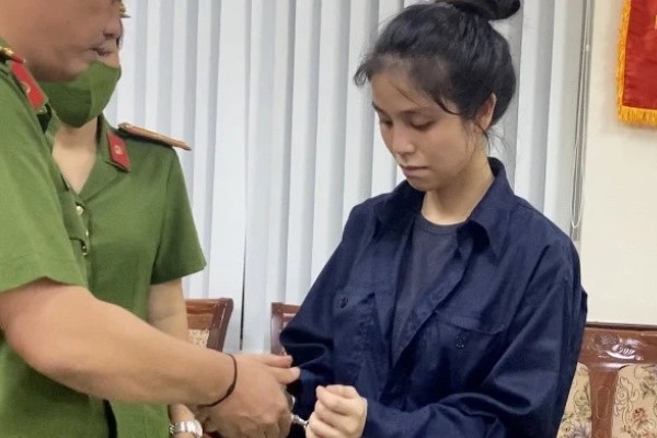 Vu VN10: 'Co tien tu thien' to chuc sinh nhat cho ban bang tiec ma tuy hinh anh