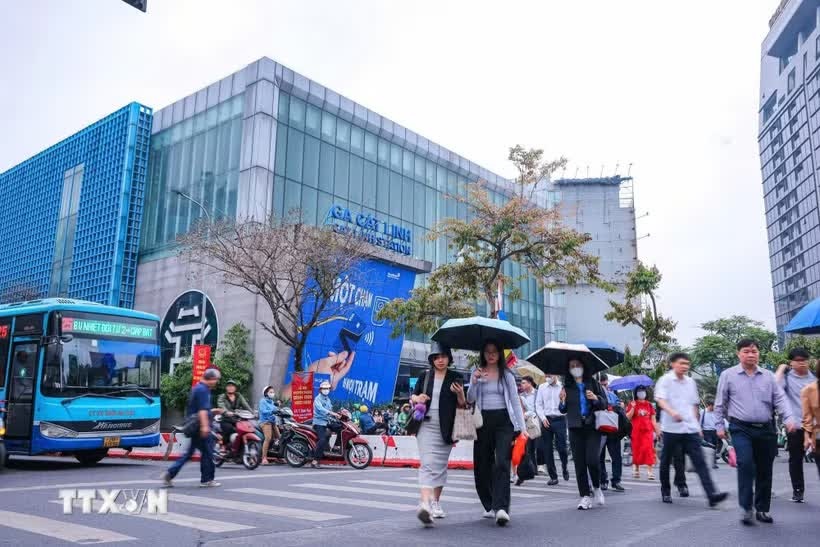 giu xe trai phep,  Metro Cat Linh,  Ha Dong anh 1
