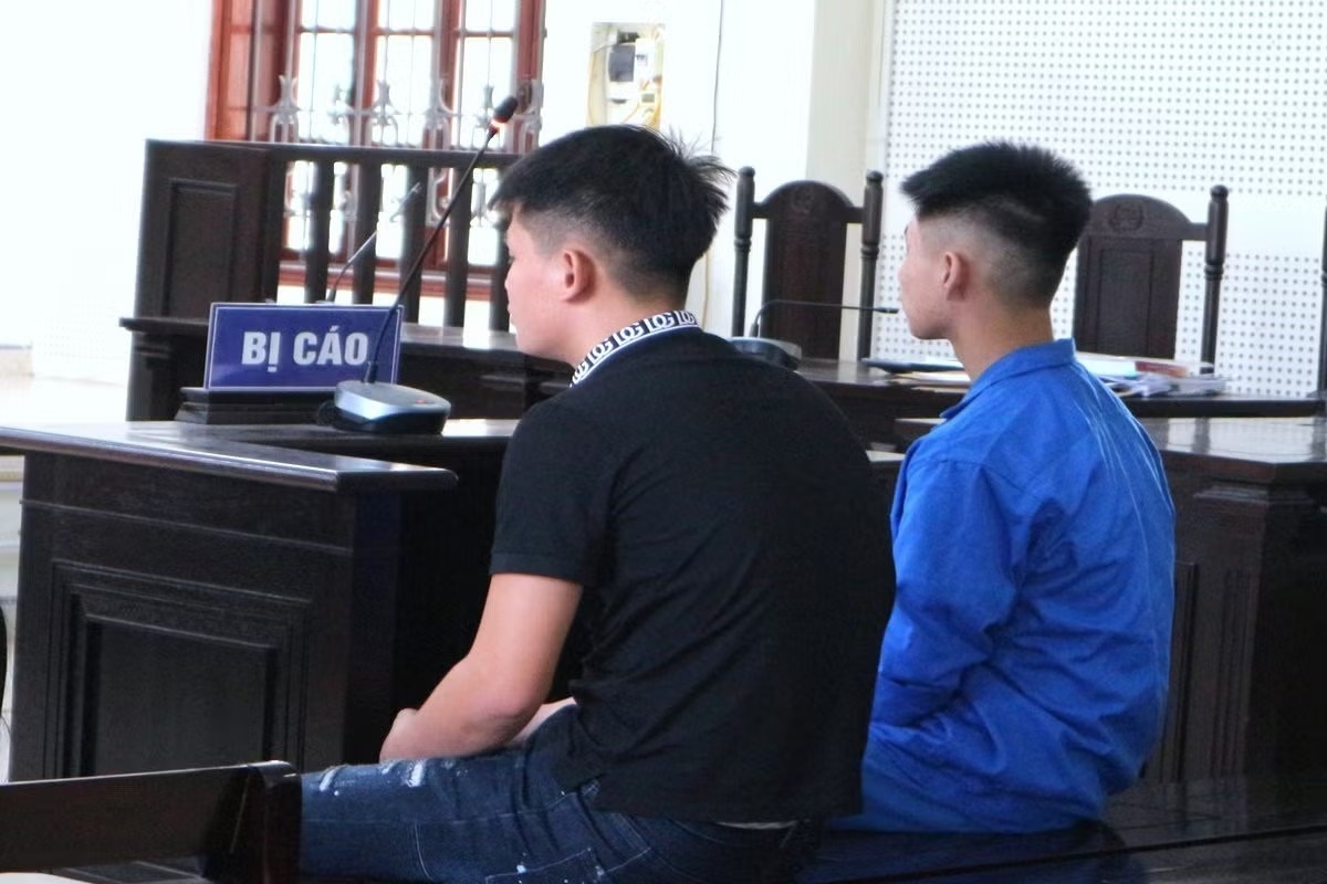 Ba lần hầu tòa vì sự bốc đồng ở tuổi mới lớn