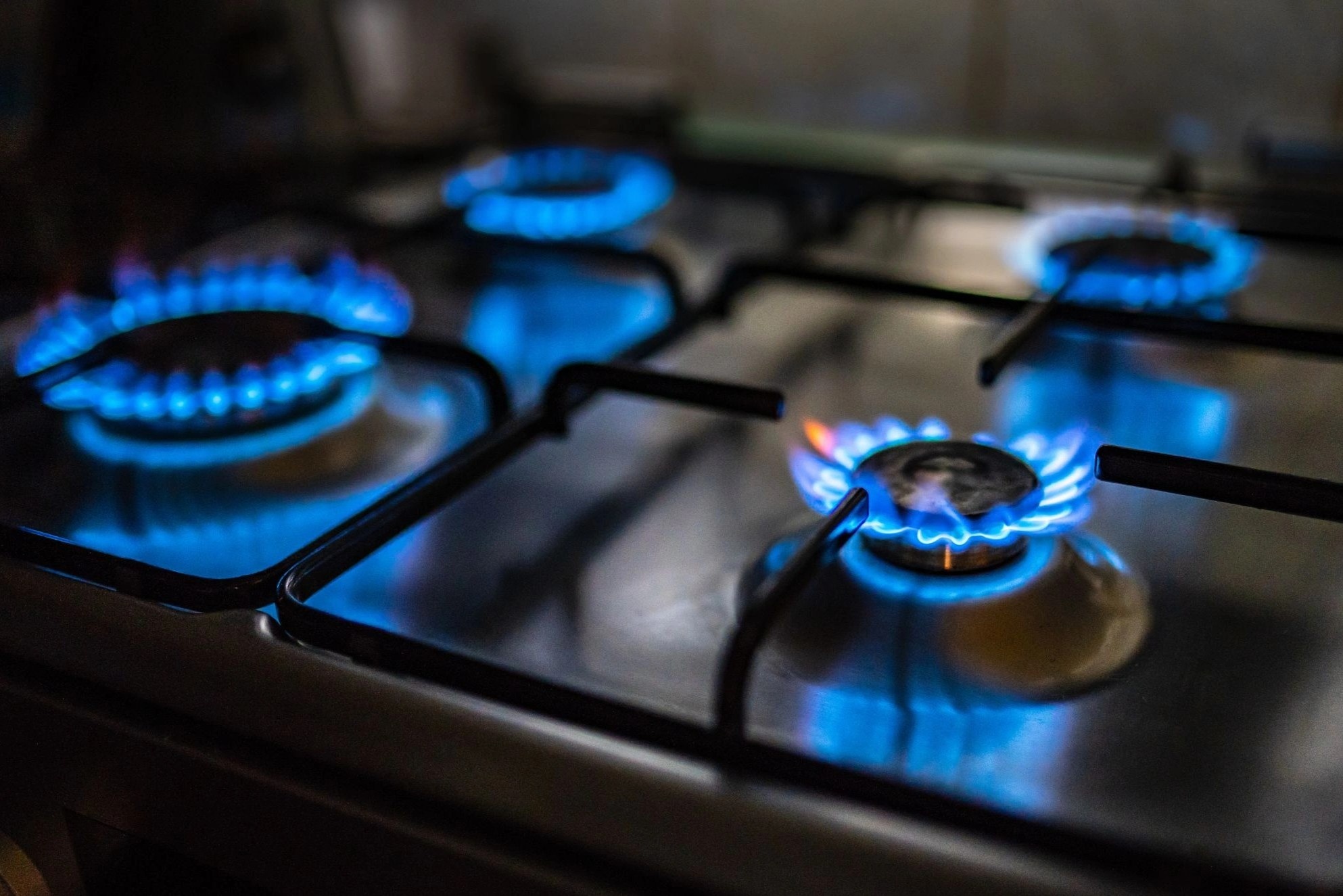 Bep gas tang nguy co hen suyen o tre em va ung thu o nguoi lon hinh anh