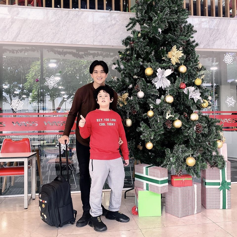 Con trai Tim va Truong Quynh Anh anh 1