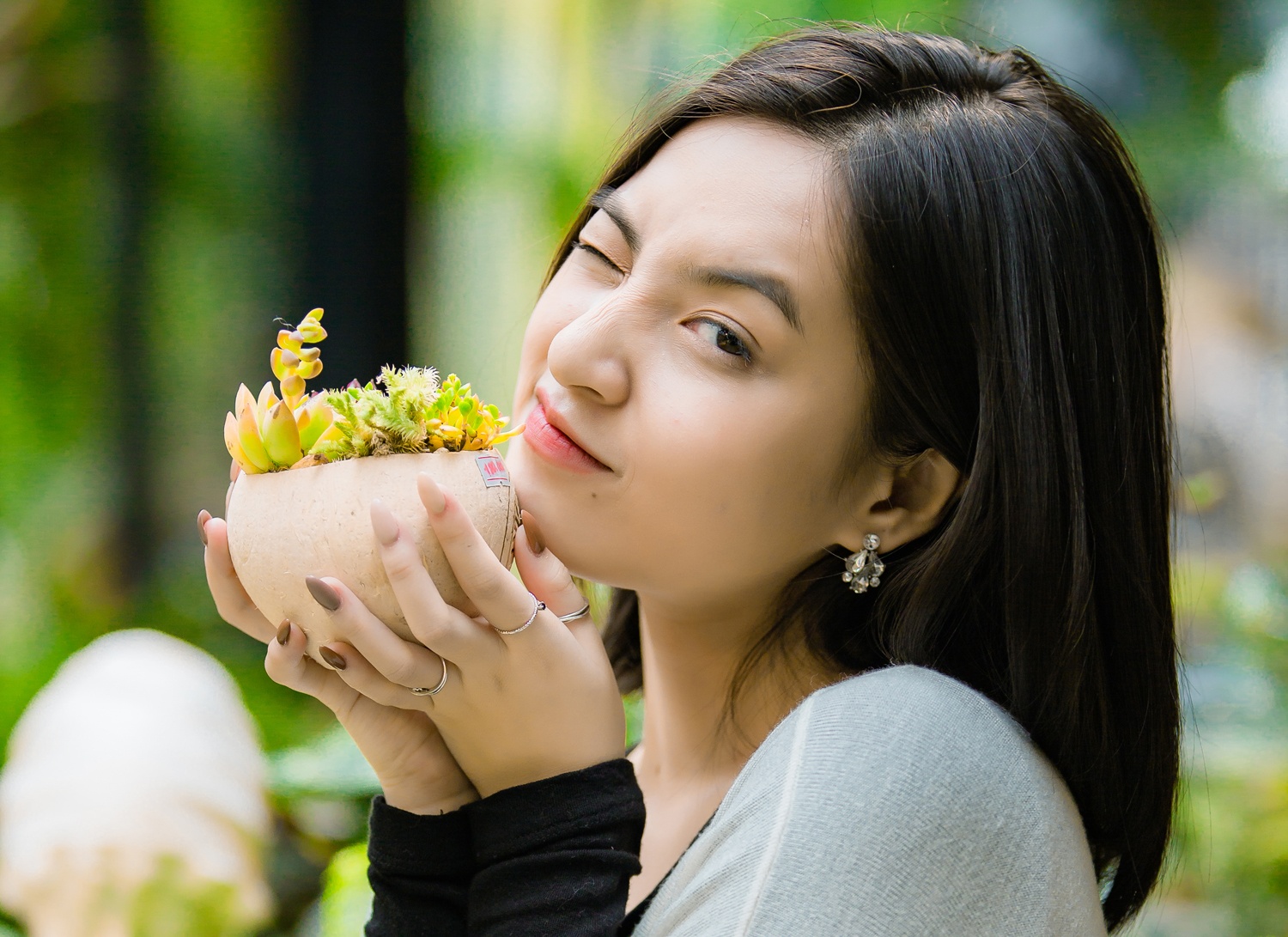 Hot girl dong Mat biec anh 10