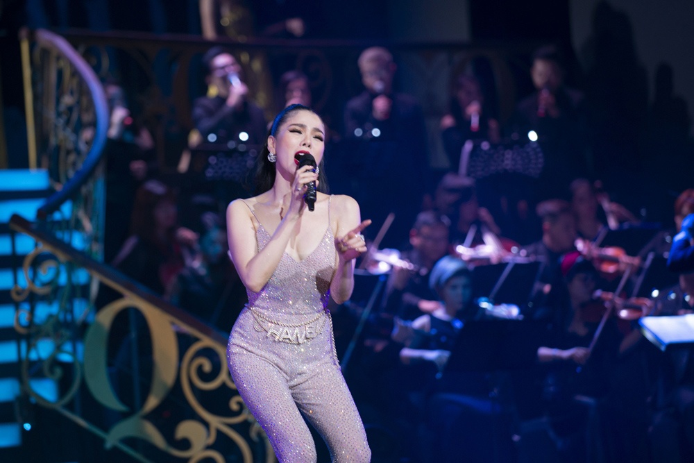 Le Quyen live show Ha Noi anh 9