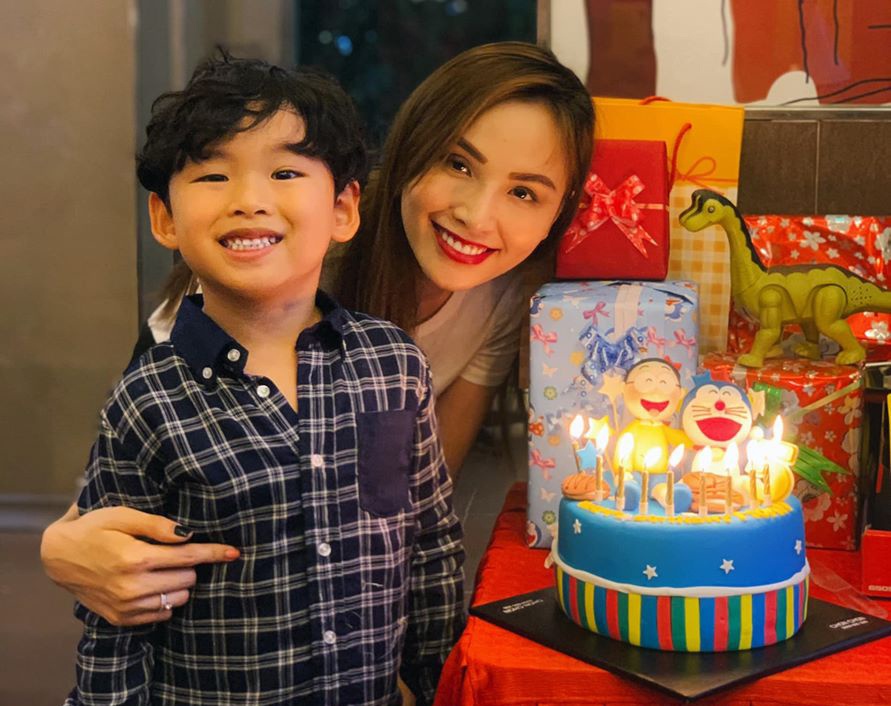 Diem Huong con trai sinh nhat anh 1