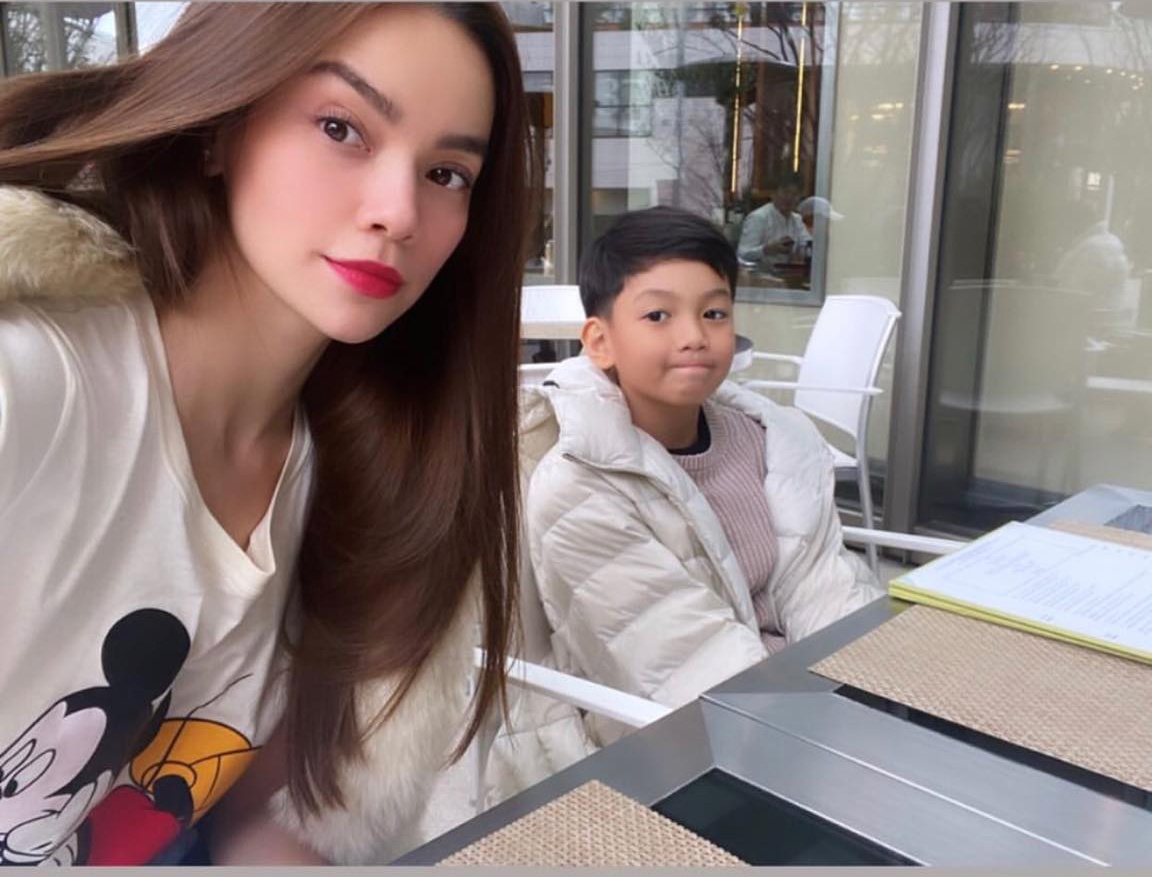 Sao Viet du lich nuoc ngoai Tet 2020 anh 1