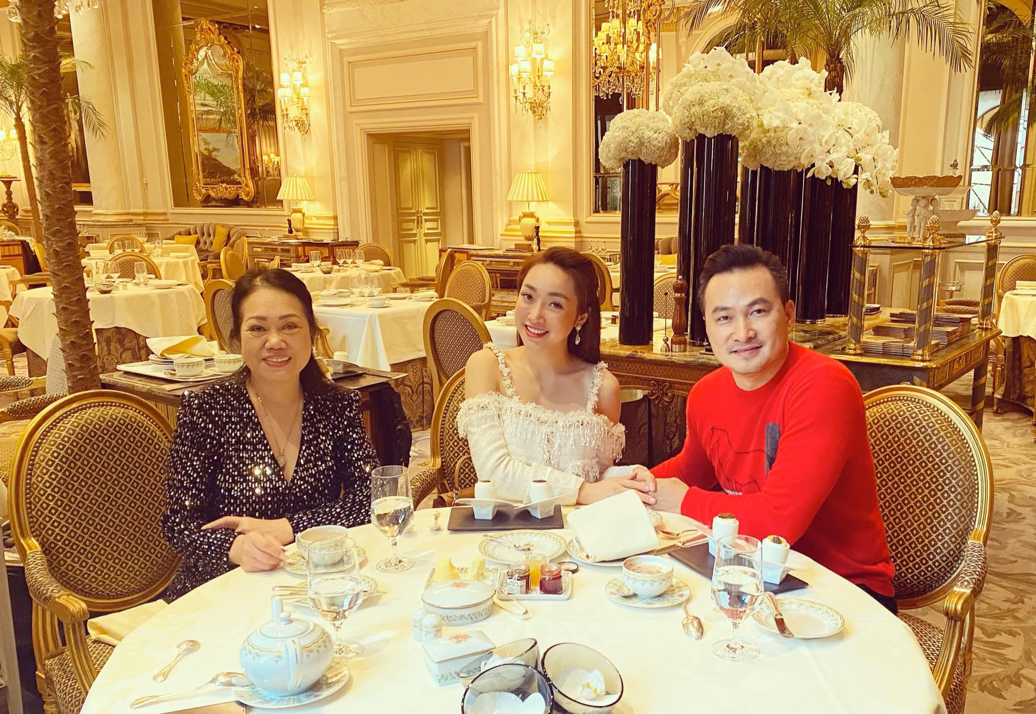 Sao Viet ngay Tet anh 5