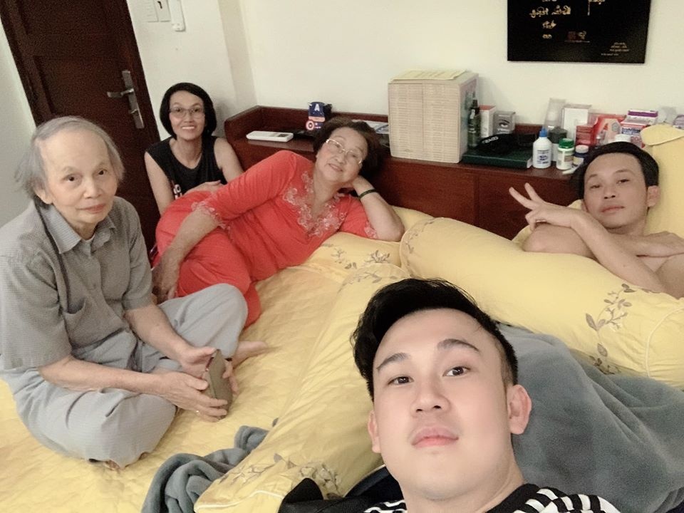 Hoai Linh li xi Duong Trieu Vu anh 2