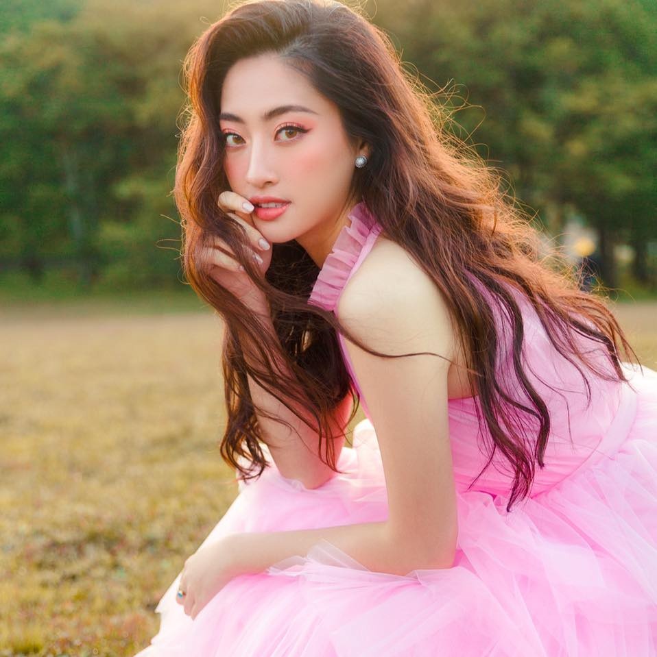 Luong Thuy Linh hoa hau 10X anh 1