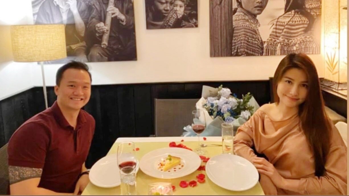 Diem My 9X don Valentine som ben ban trai hinh anh