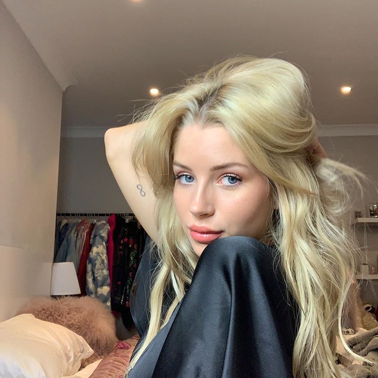 Em gai sieu mau Kate Moss anh 2