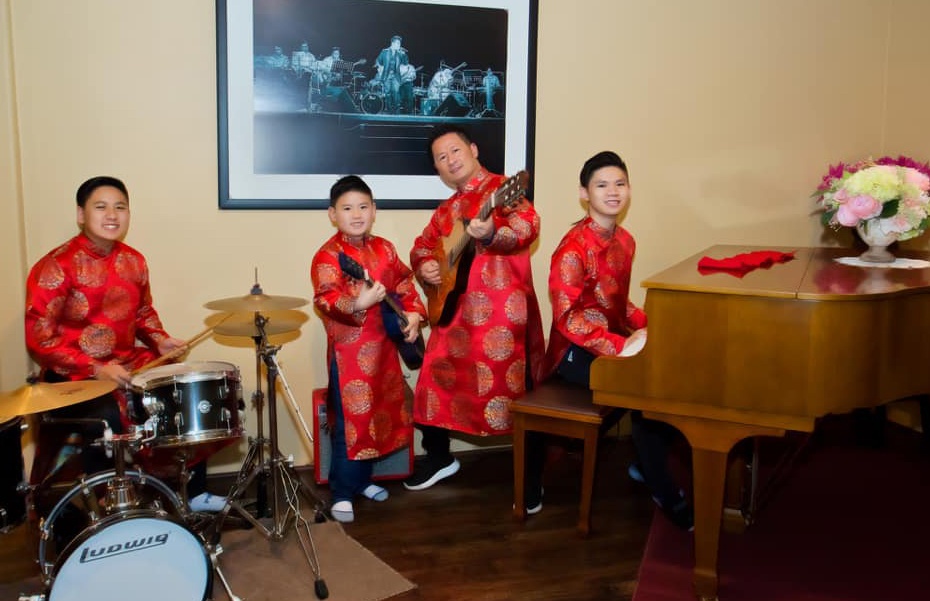 Con trai Bang Kieu Beckam anh 1