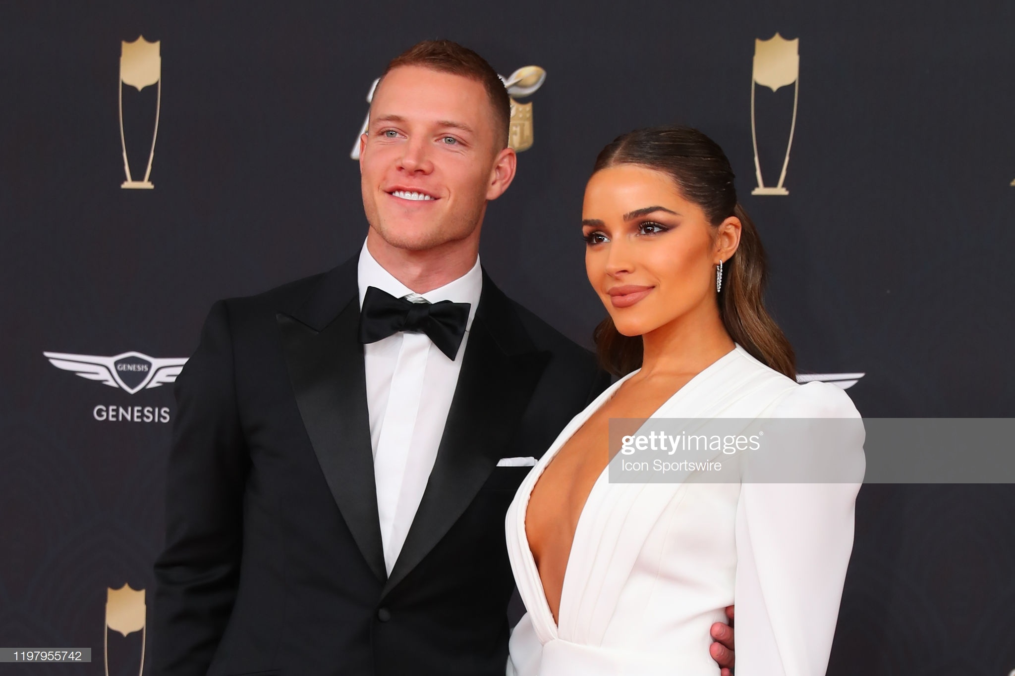 Olivia Culpo hoa hau yeu cau thu anh 5