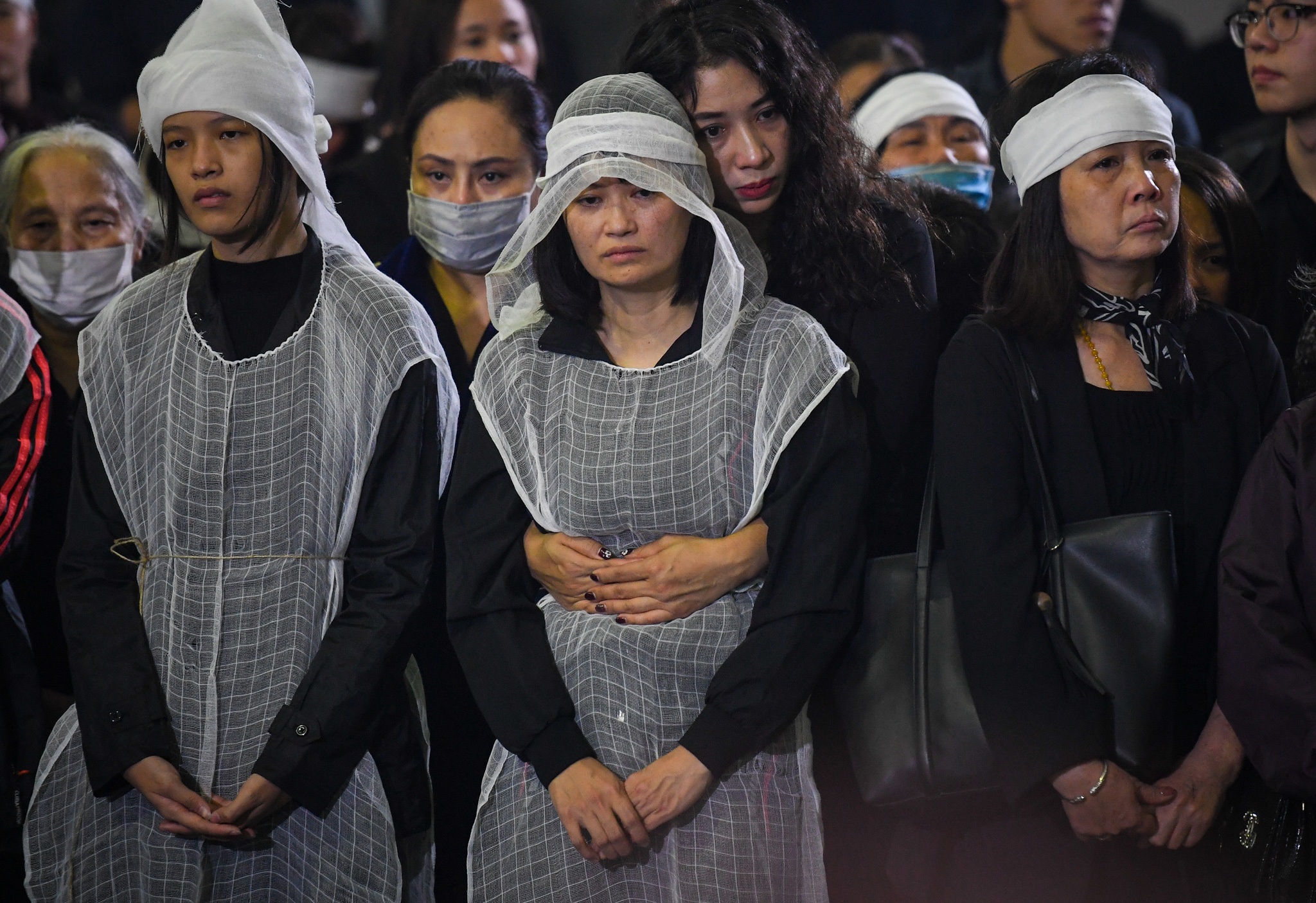 Nghe si opera Manh Dung qua doi anh 1