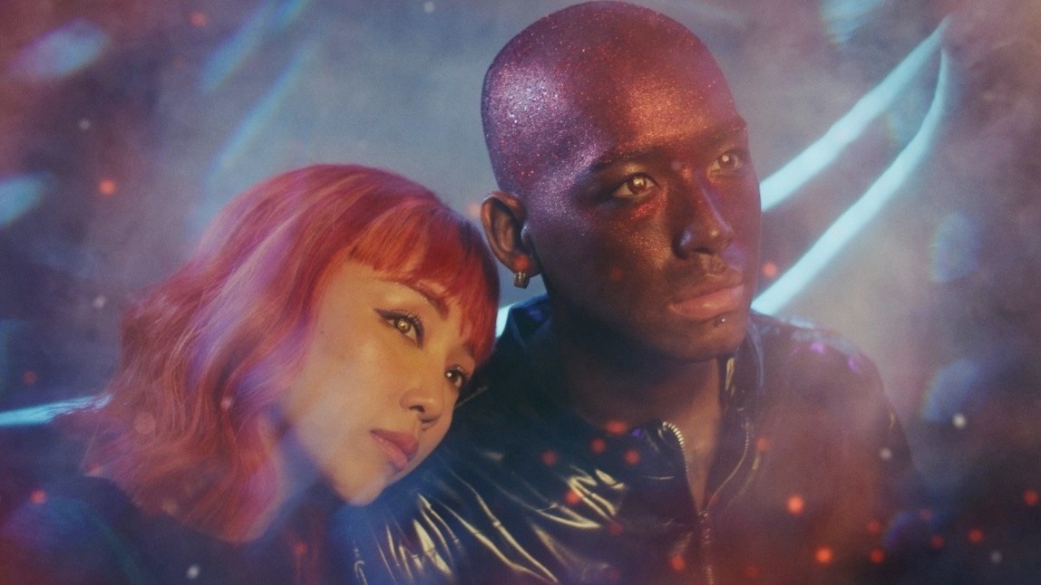 Toc Tien, Touliver tung san pham sau mot ngay ve chung nha hinh anh