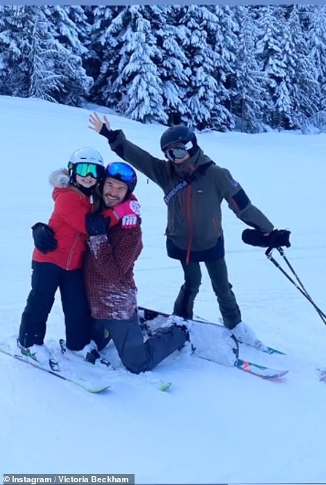 Gia đình David Beckham trượt tuyết ảnh 3 Gia dinh David Beckham truot tuyet anh 3
