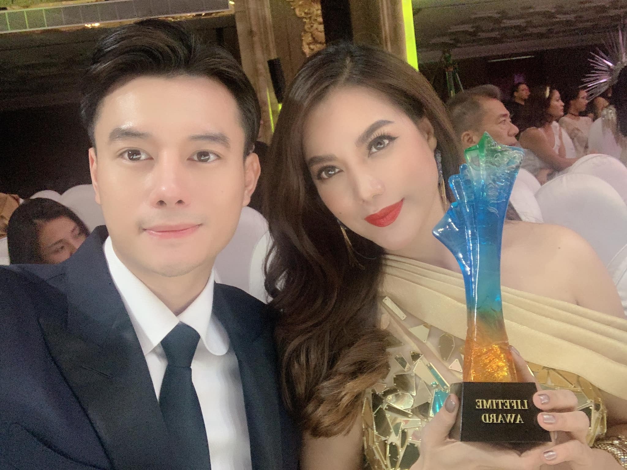 Truong Ngoc Anh Anh Dung tin don tinh cam anh 1