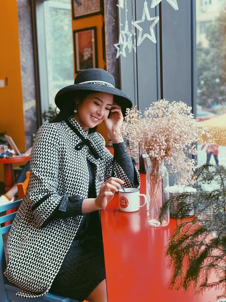 Hoa hau Viet gian di anh 5