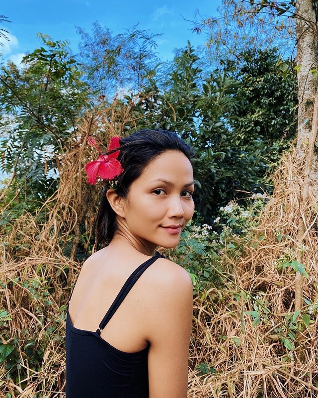 Hoa hau Viet gian di anh 9