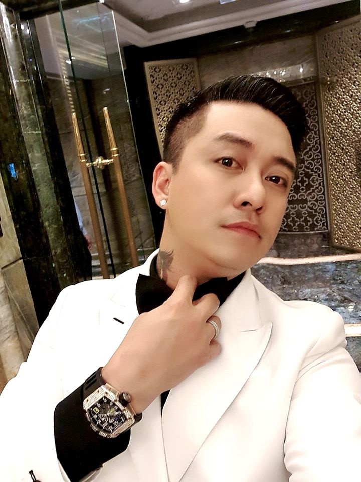 Tuan Hung show dam cuoi anh 1