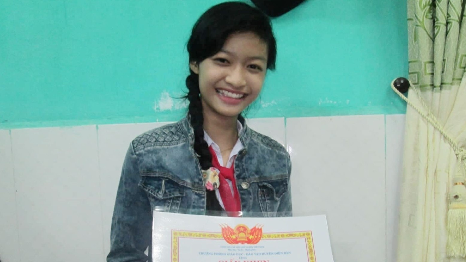 A hau Kieu Loan dang anh nam 14 tuoi hinh anh