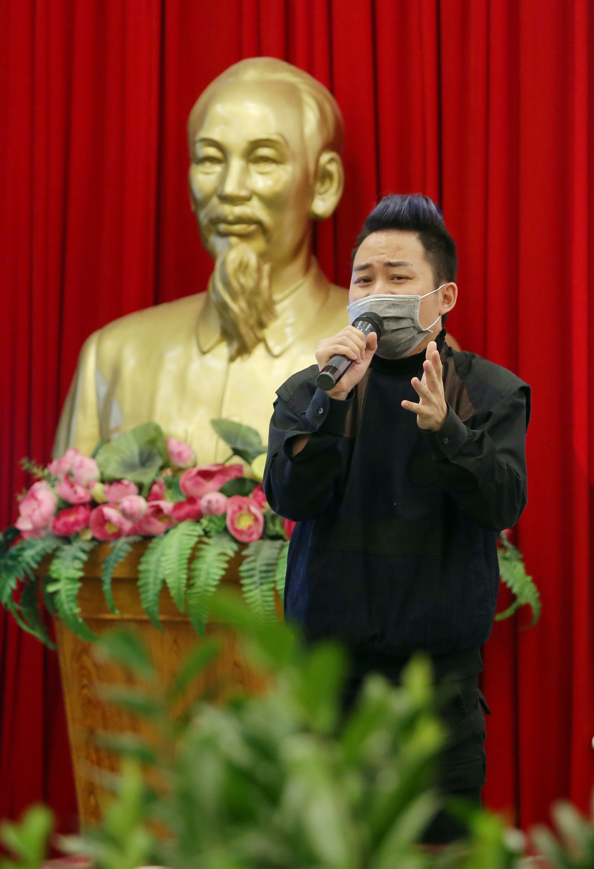 Tùng Dương quyên góp chống dịch ảnh 6 Tung Duong quyen gop chong dich anh 6