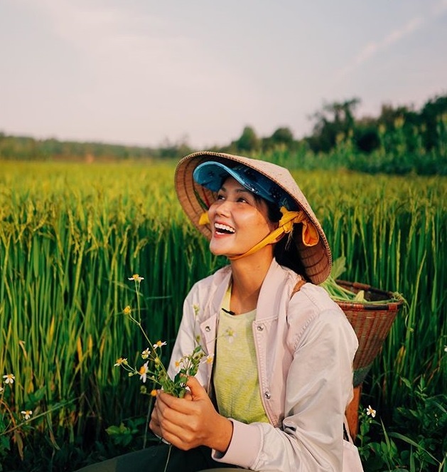 H'Hen Nie ban trai anh 3