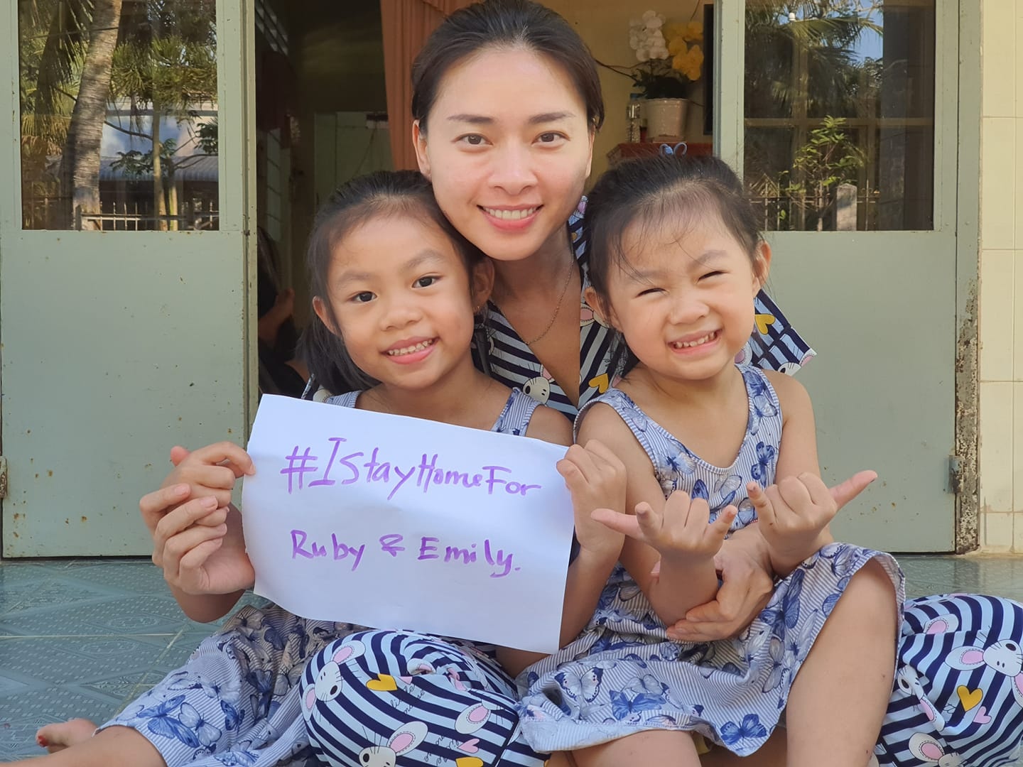 Nghe si Viet chong dich Covid-19 anh 1