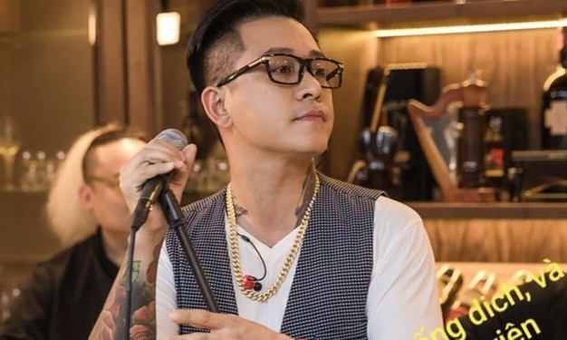 Tuan Hung hat mien phi de ung ho cac y bac si hinh anh