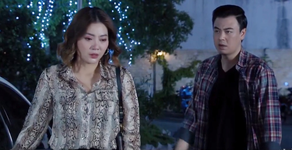 Duong bat gap Quoc dua nguoi phu nu la di kham thai hinh anh