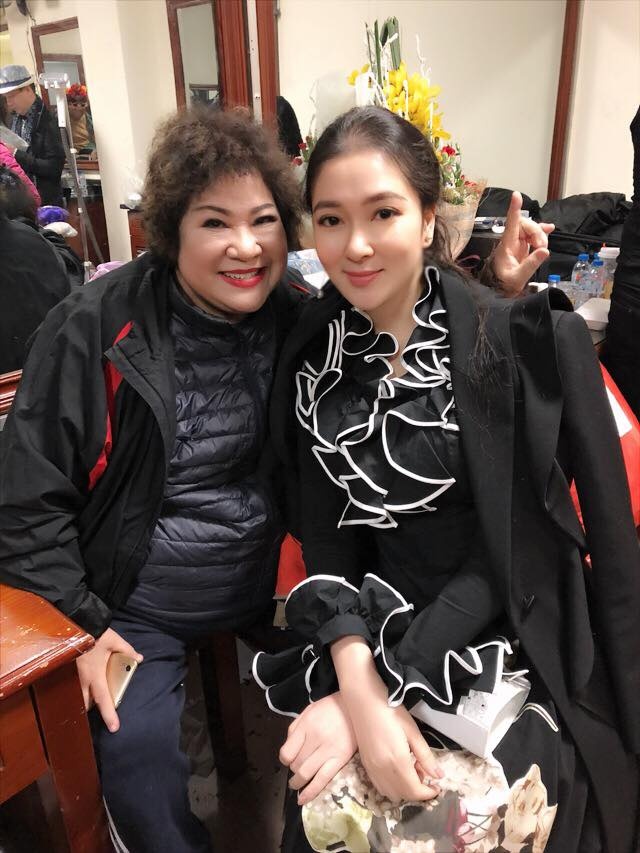 Hoa hau Nguyen Thi Huyen anh 12