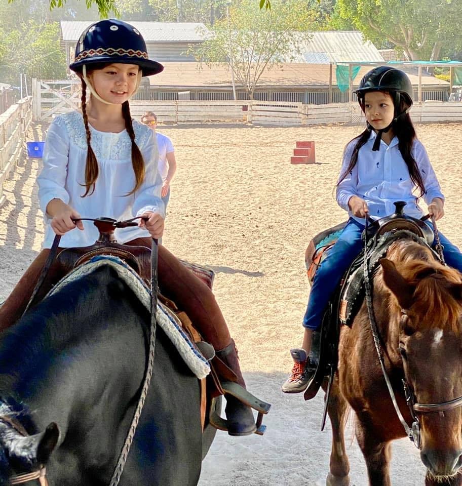 Hong Nhung cap sinh doi anh 6