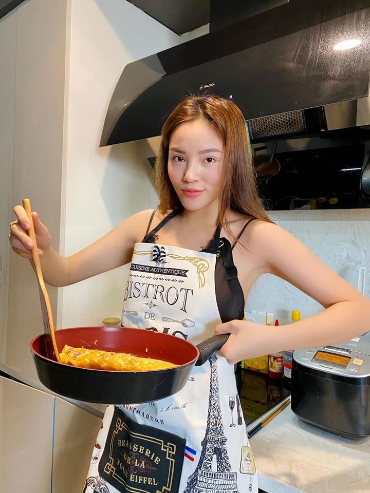 Sao Việt vào bếp mùa dịch ảnh 1 Sao Viet vao bep mua dich anh 1