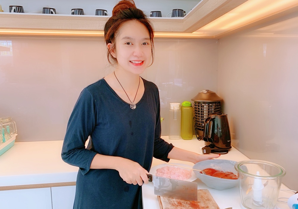 Ly Hai Minh Ha vuon rau anh 2