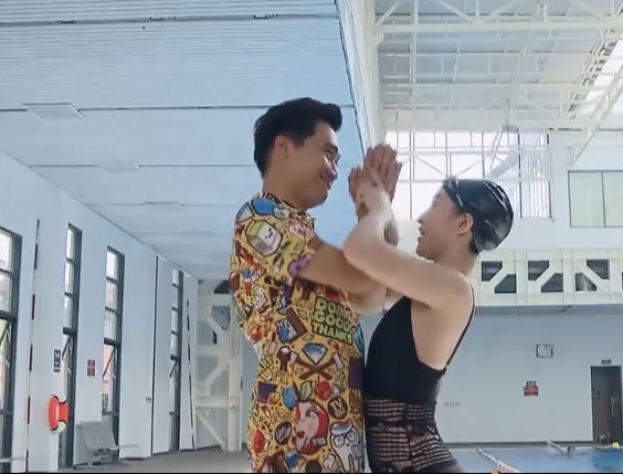 'Khong nhin duoc cuoi khi la co giao day boi cua Xuan Nghi tren phim' hinh anh