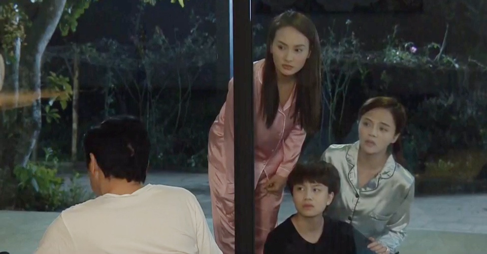 Ve nha di con phien ban Covid ong Son anh 3