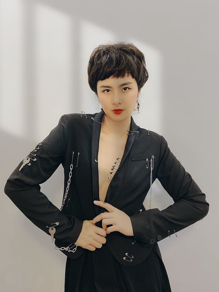 Ngoc Han toc ngan khac la anh 1