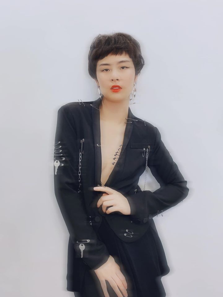 Ngoc Han toc ngan khac la anh 2