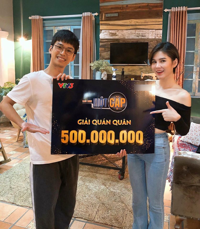 Thu Hoài Trời sinh một cặp ảnh 1 Thu Hoai Troi sinh mot cap anh 1