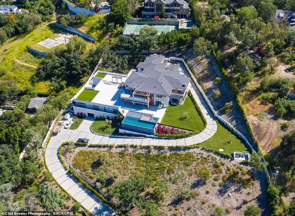 Biet thu vo chong Priyanka Chopra Nick Jonas anh 2