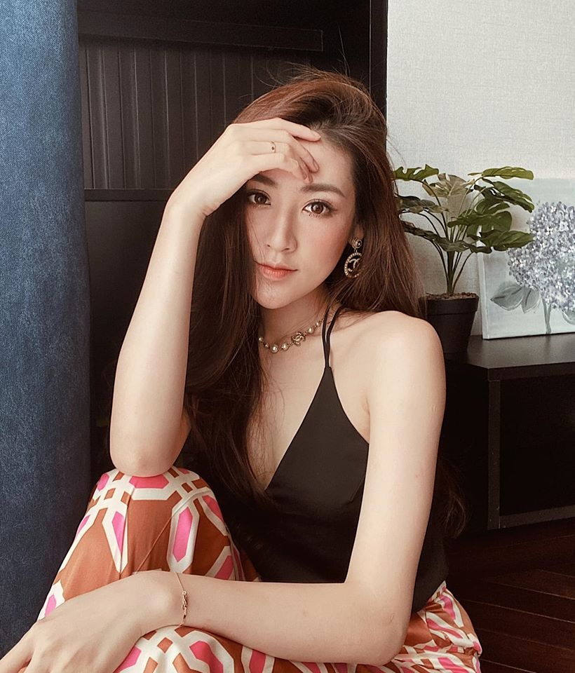 Hoa hau A hau Viet ket hon tuoi 30 anh 7