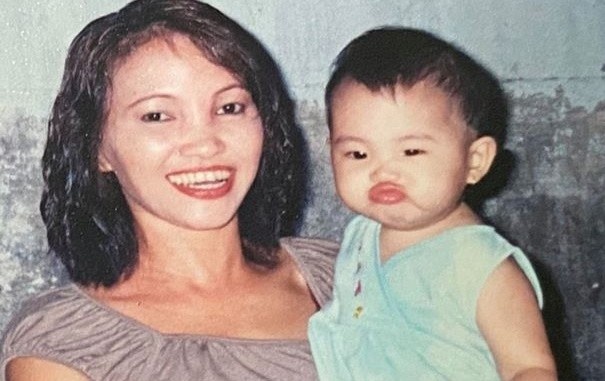 Anh thoi tho au cua Phuong My Chi, Angela Phuong Trinh hinh anh