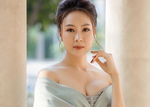 Hong Diem: 'Hanh phuc cua Khue sau ly hon khong khien phu nu ao tuong' hinh anh